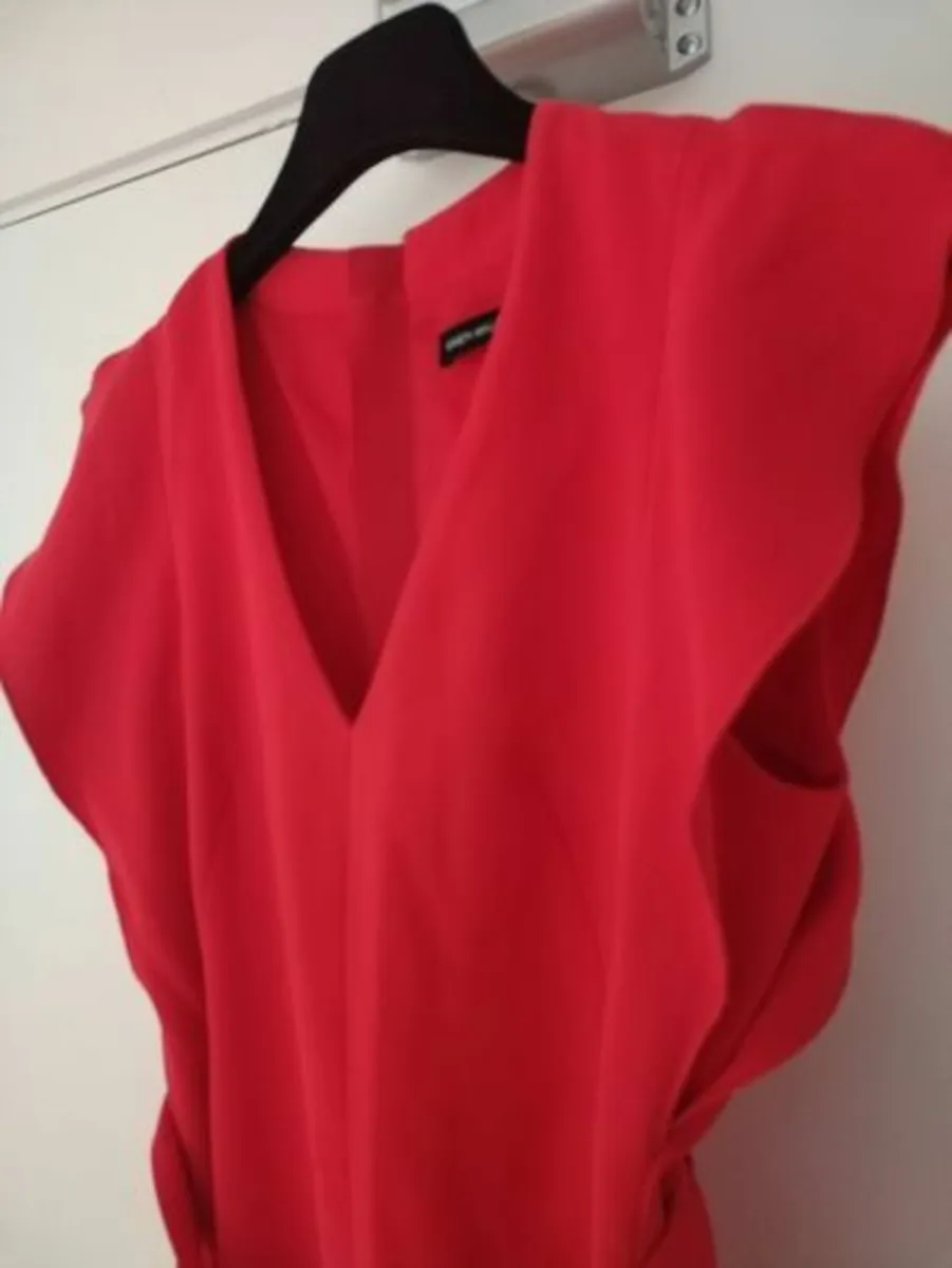 Red dress - Image 3