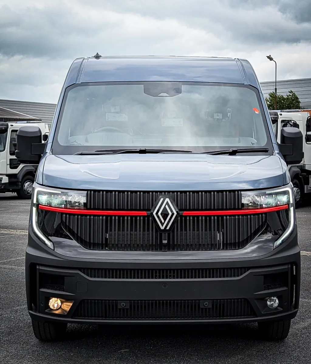 All New Renault Master L3H2 Blue Grey In Stock - Image 3