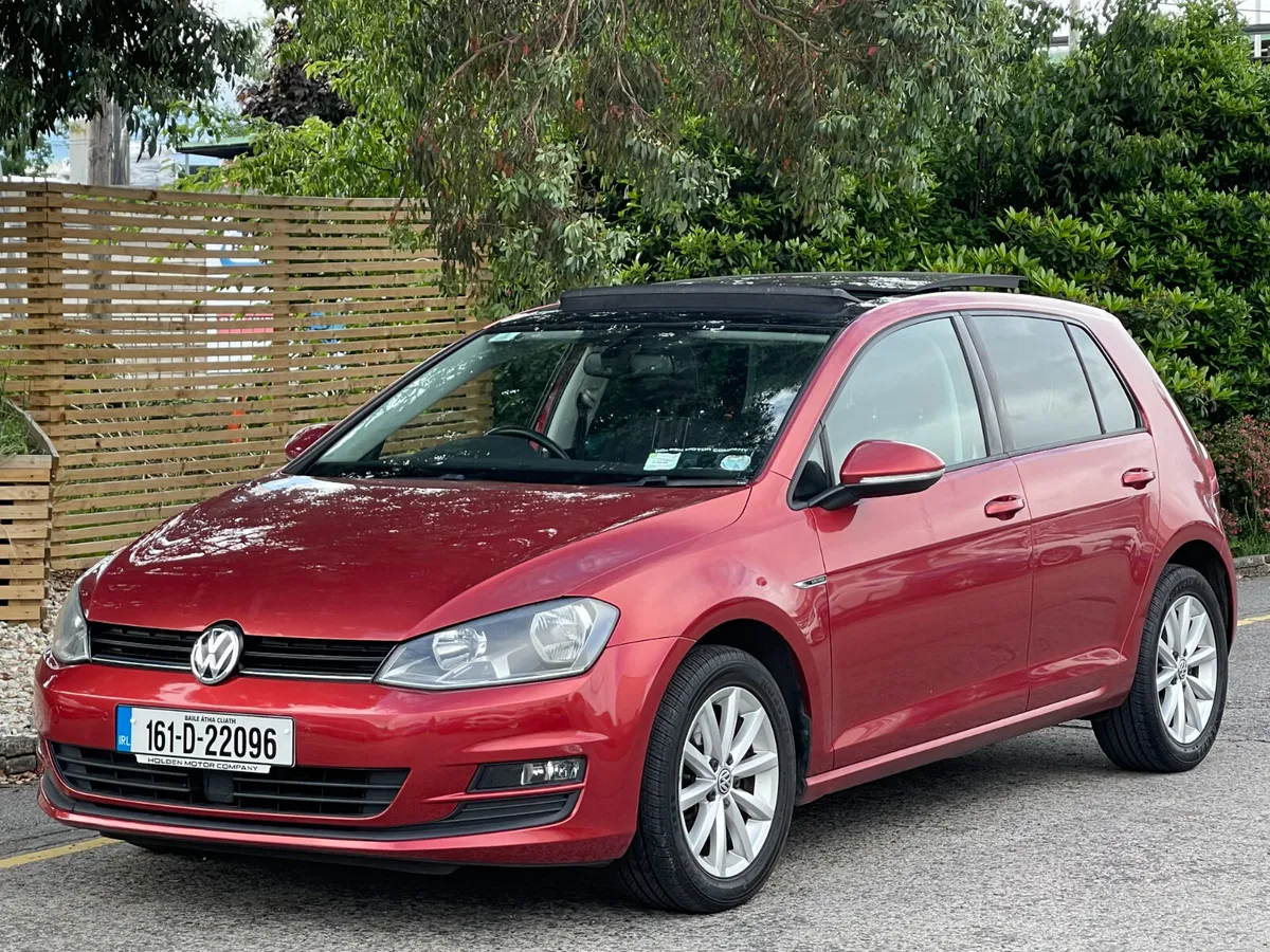 2016 Volkswagen Golf**Lounge Edition**Pan Roof** - Image 1