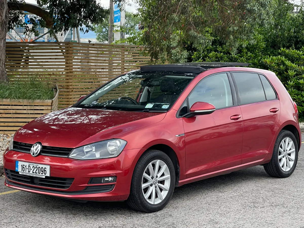 2016 Volkswagen Golf**Lounge Edition**Pan Roof** - Image 3