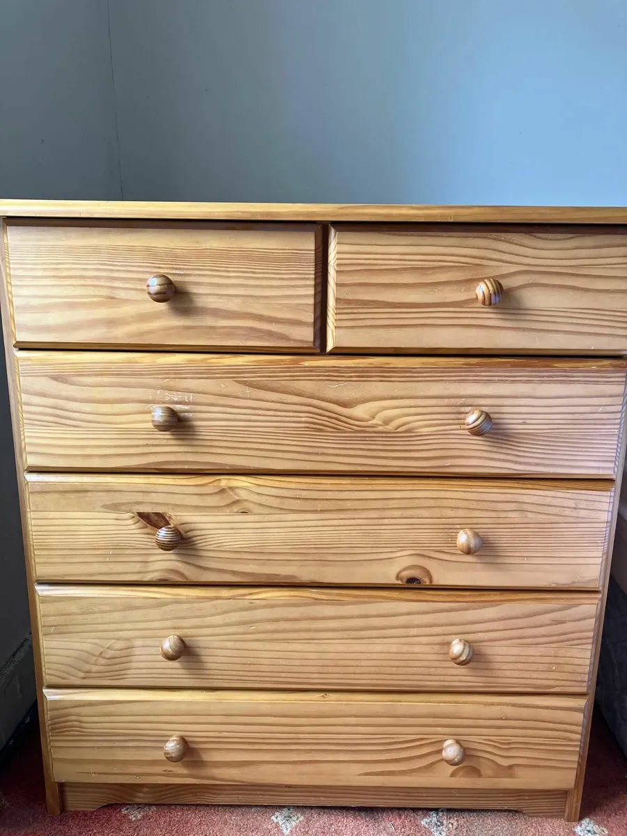 Pine chest of drawers + bedside locker - Image 1