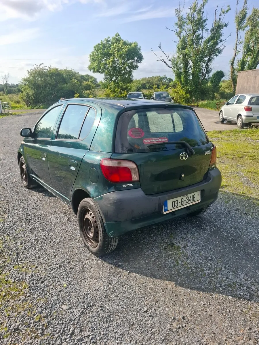 Toyota Yaris 2003 - Image 4