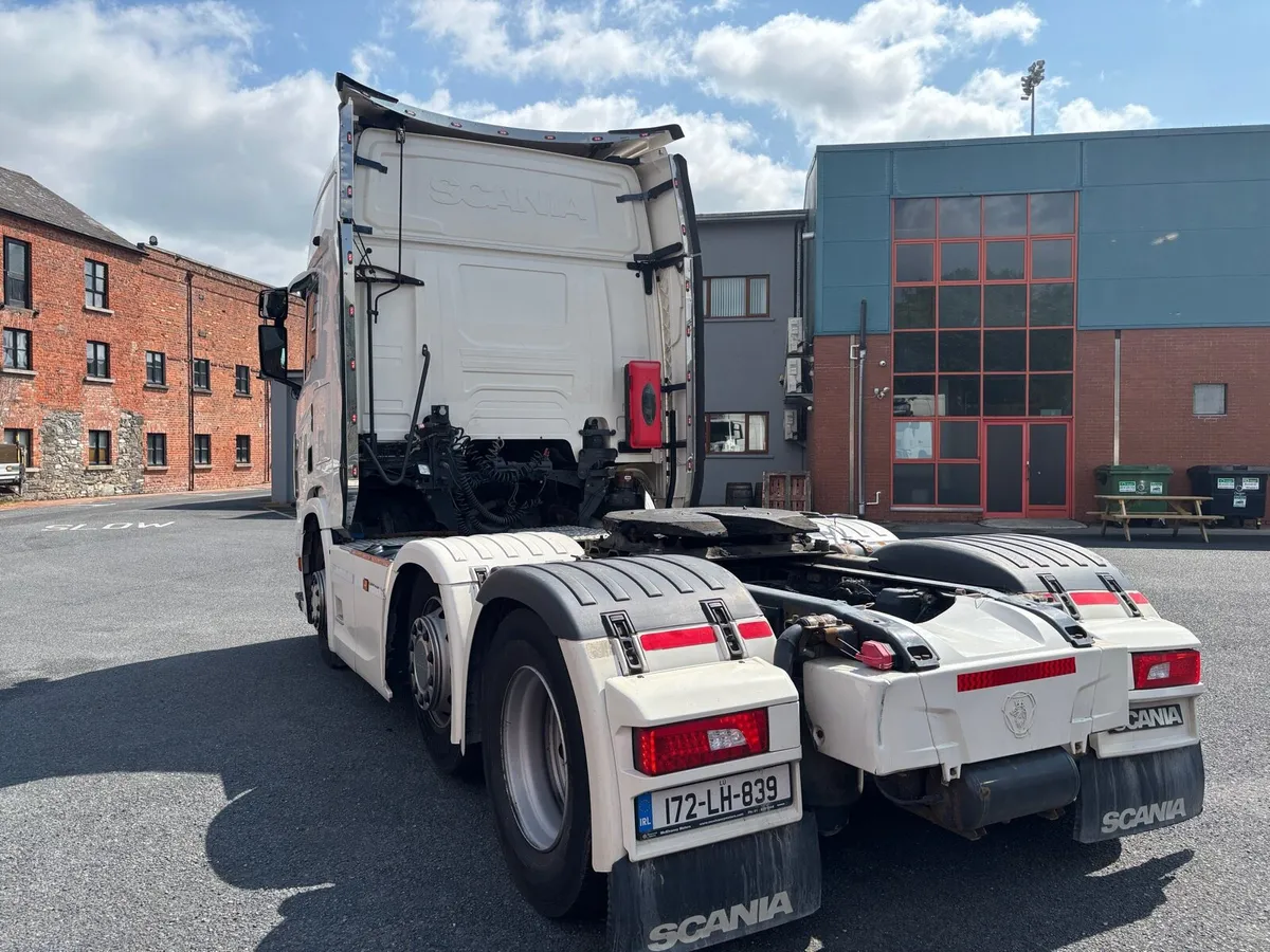 Truck - Image 3