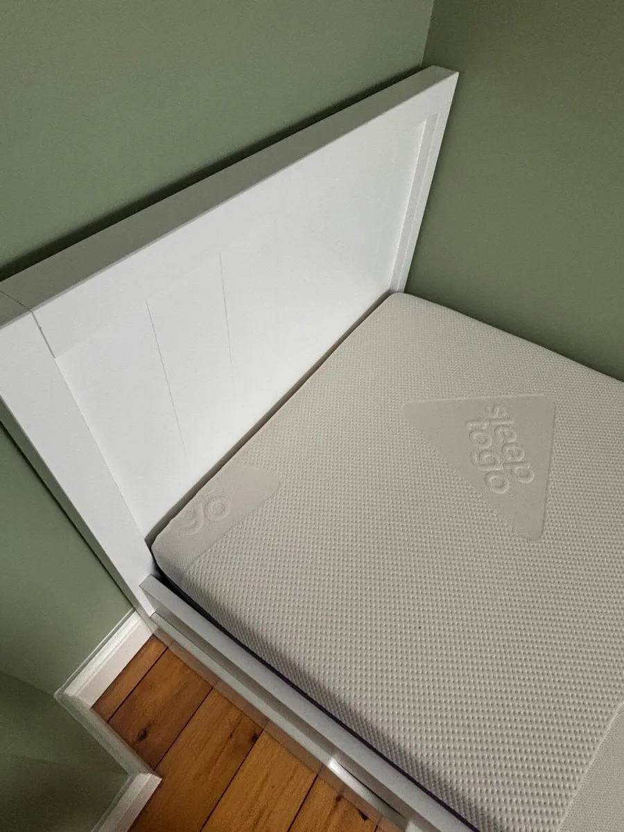 Single Bed Frame with Memory Foam Matress (White) - Image 2
