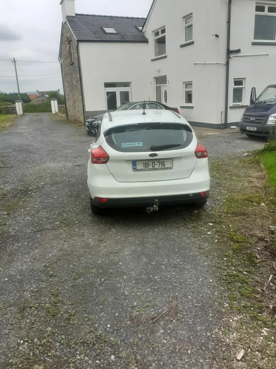 Ford Focus 2018 - Image 2