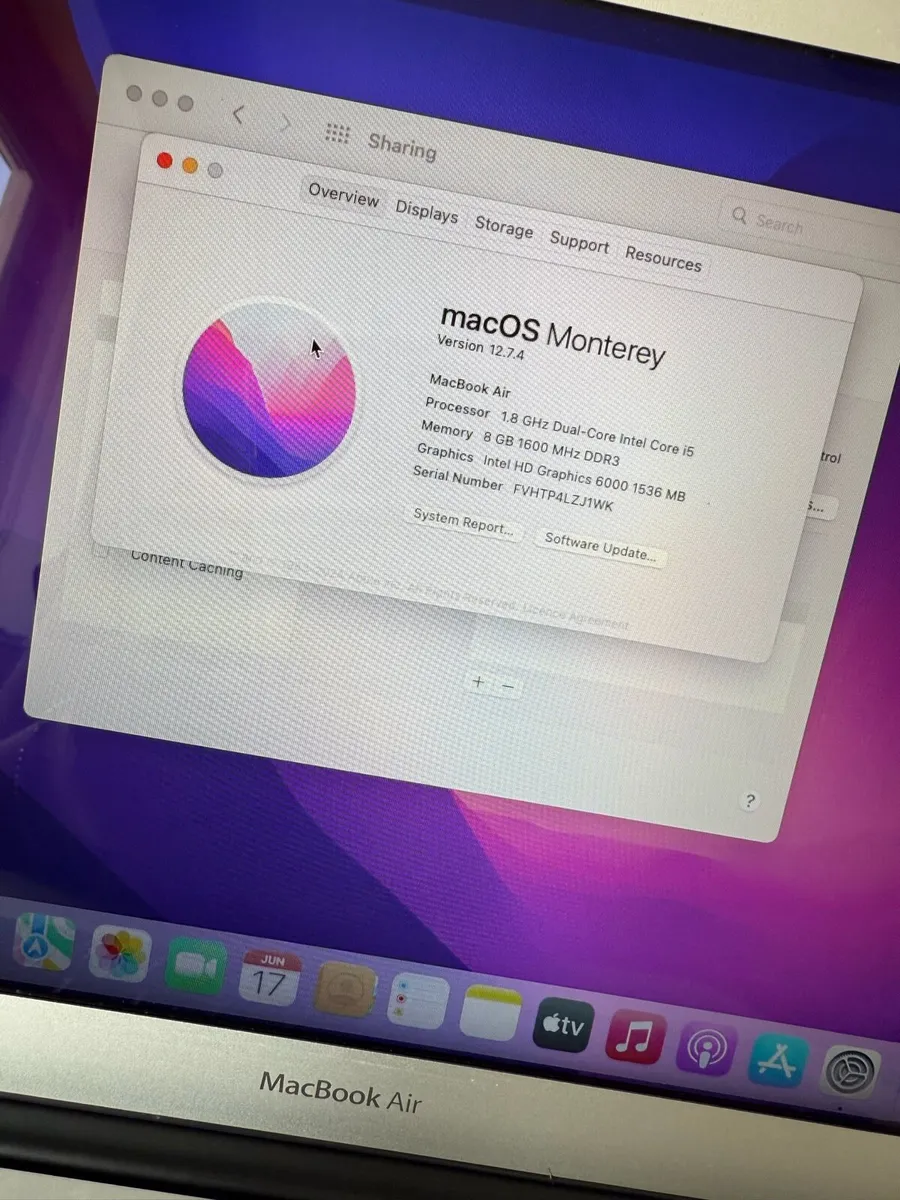 Mac book air 2020 - Image 2