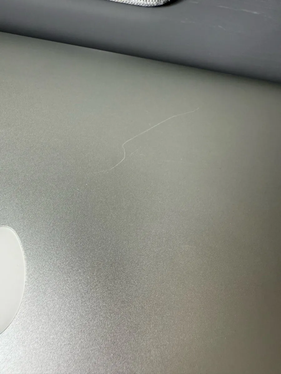 Mac book air 2020 - Image 4