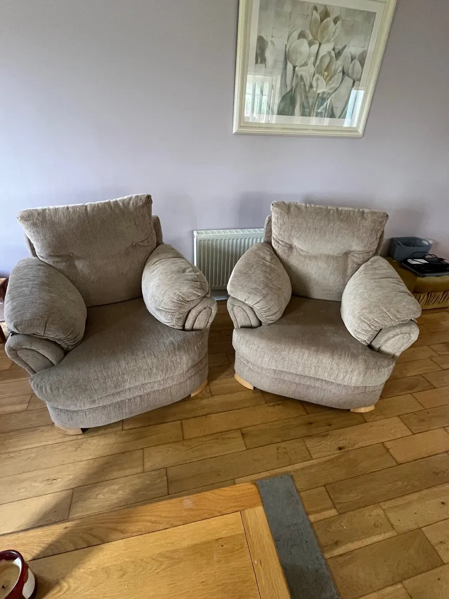 Free 3 x 2 Sofa  (Couch and  Armchairs ) - Image 2