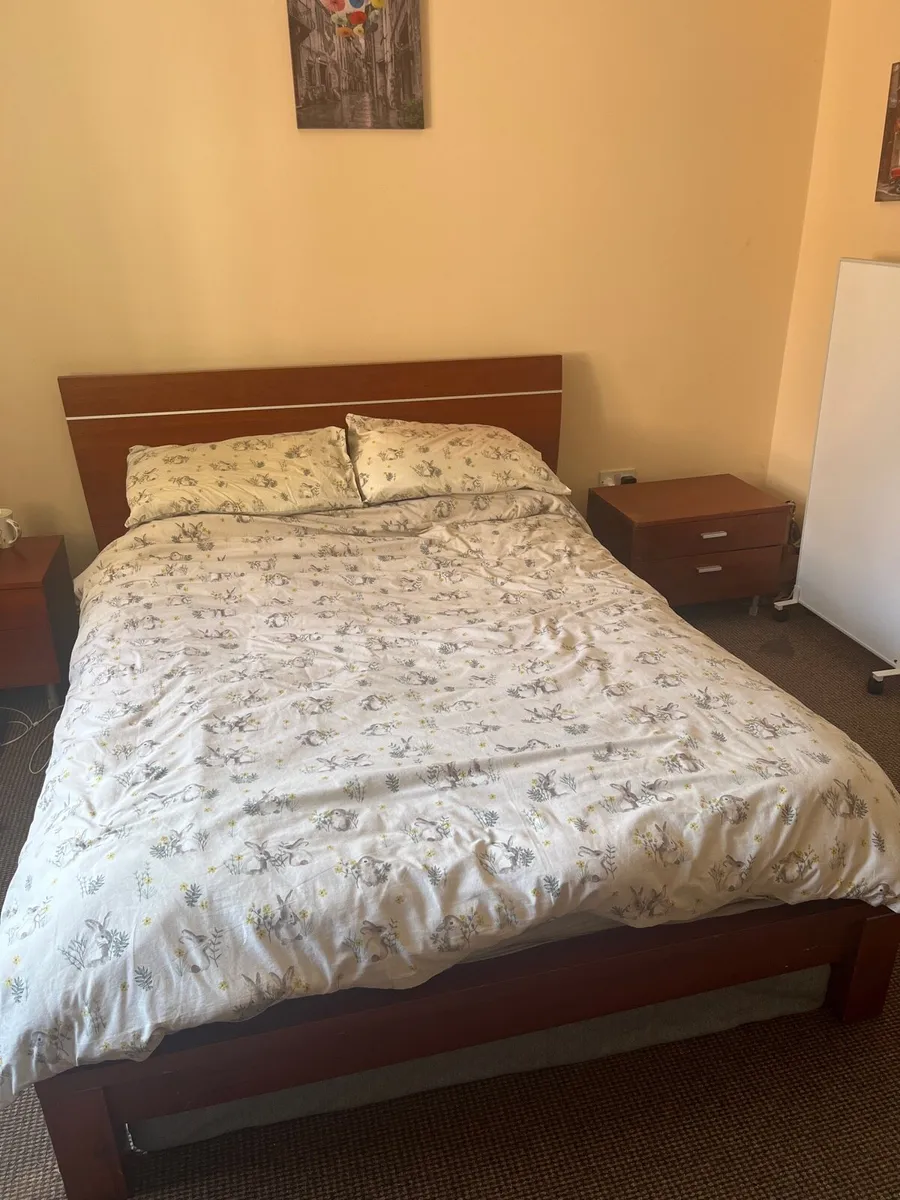 Hard wood bed frame & 2 matching lockers - Image 2