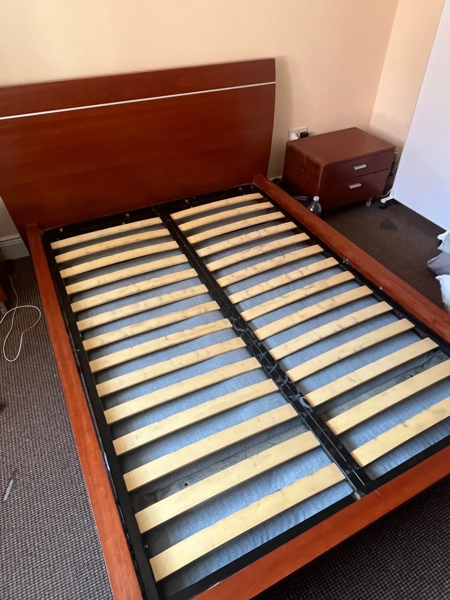 Hard wood bed frame & 2 matching lockers - Image 1