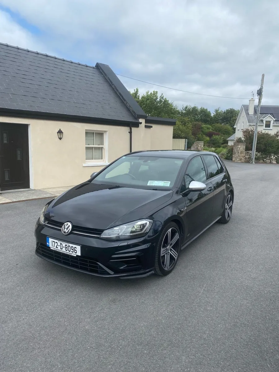 Golf R - Image 2