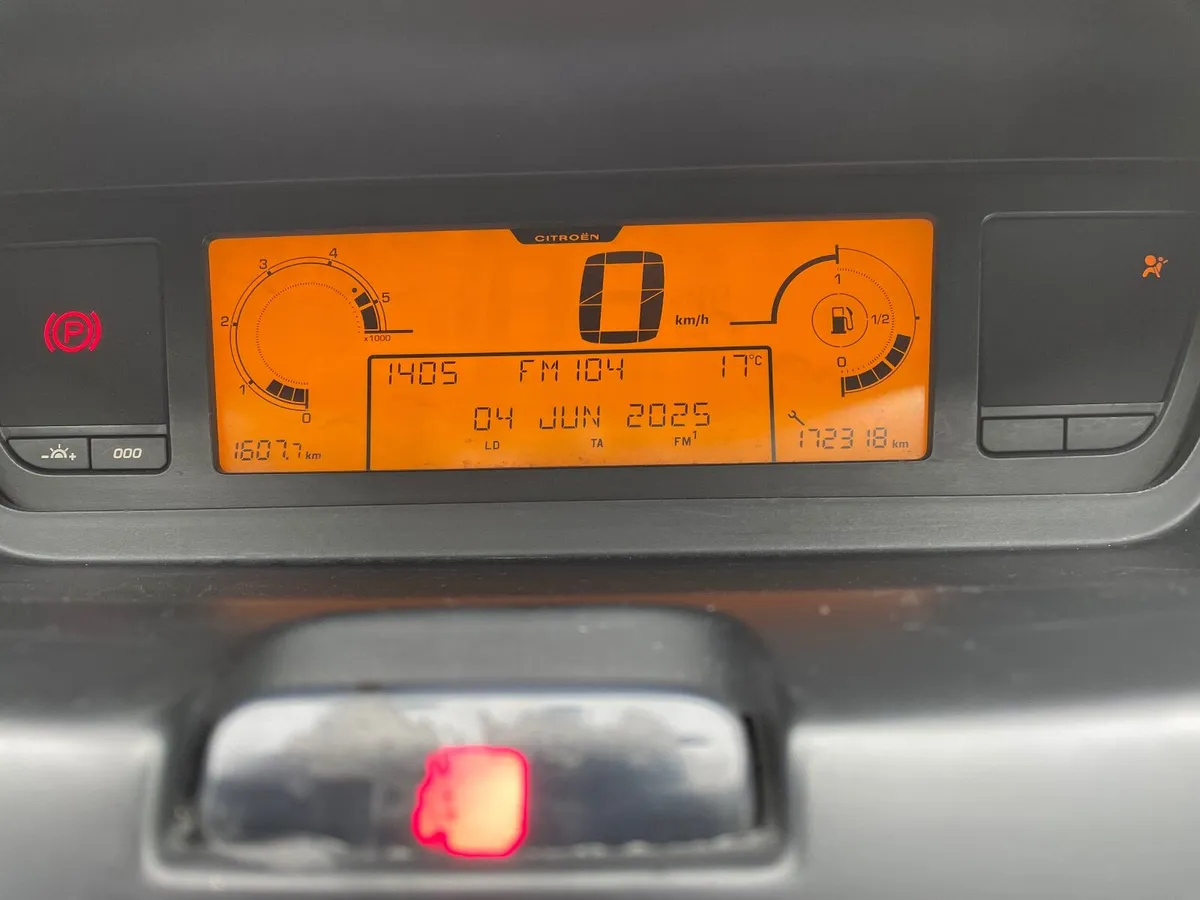 Citroen C4 2010 - Image 2