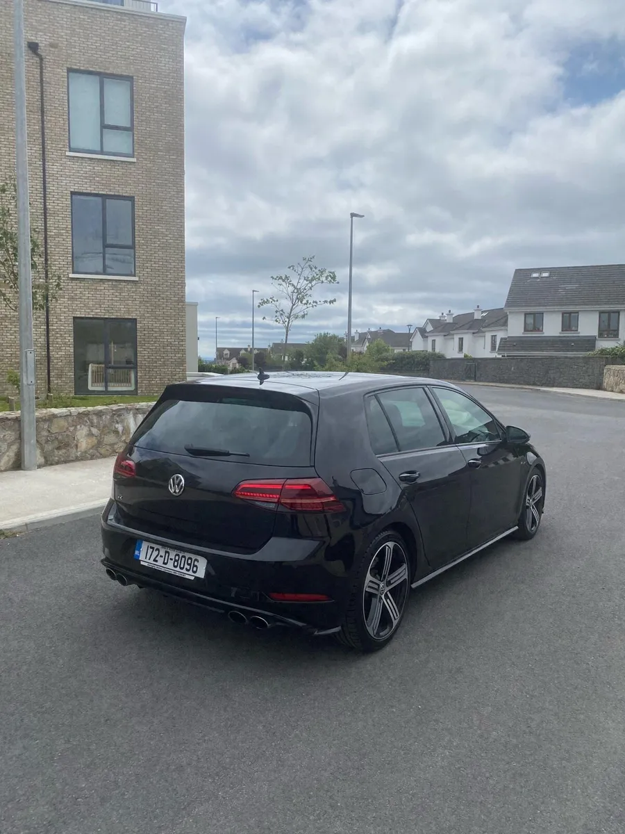 Golf R - Image 3
