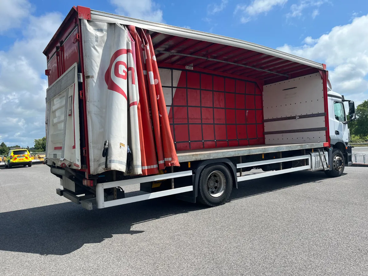 2019 Mercedes-Benz ANTOS 1830 Choice of 4 - Image 3