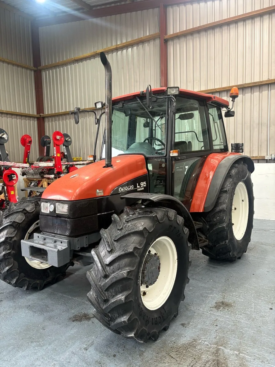 New Holland L95 - Image 1