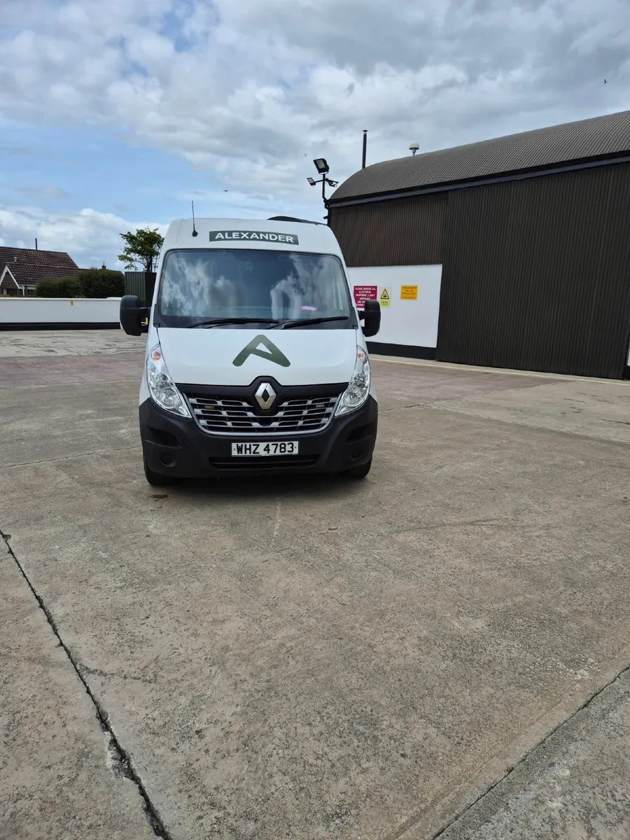 Renault Master 2018 - Image 1