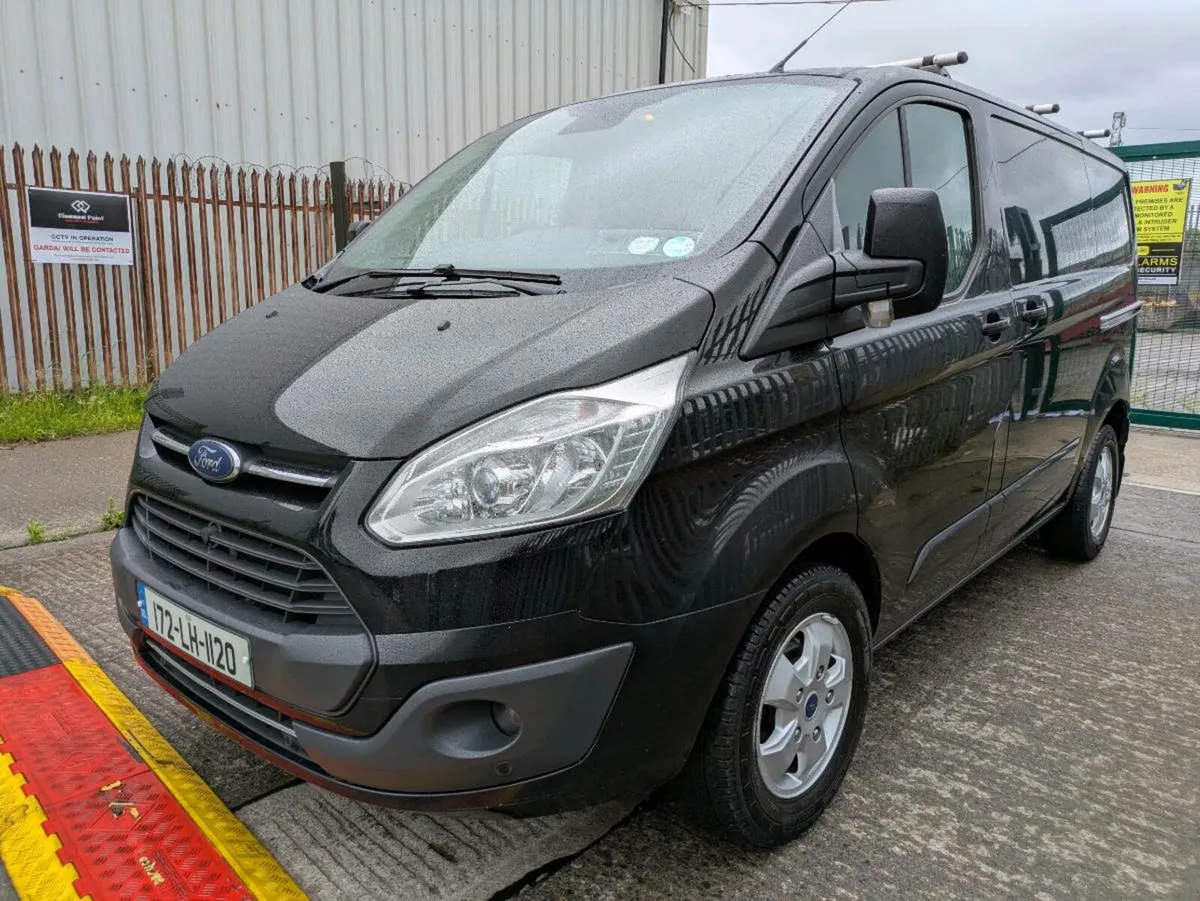 2017 Ford Transit Custom Limited - Image 3