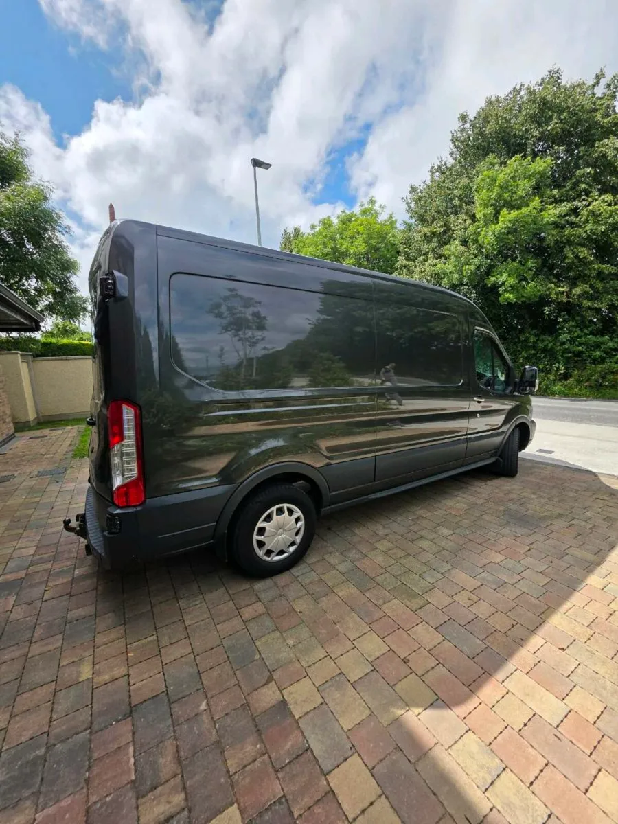 Ford Transit - Image 2