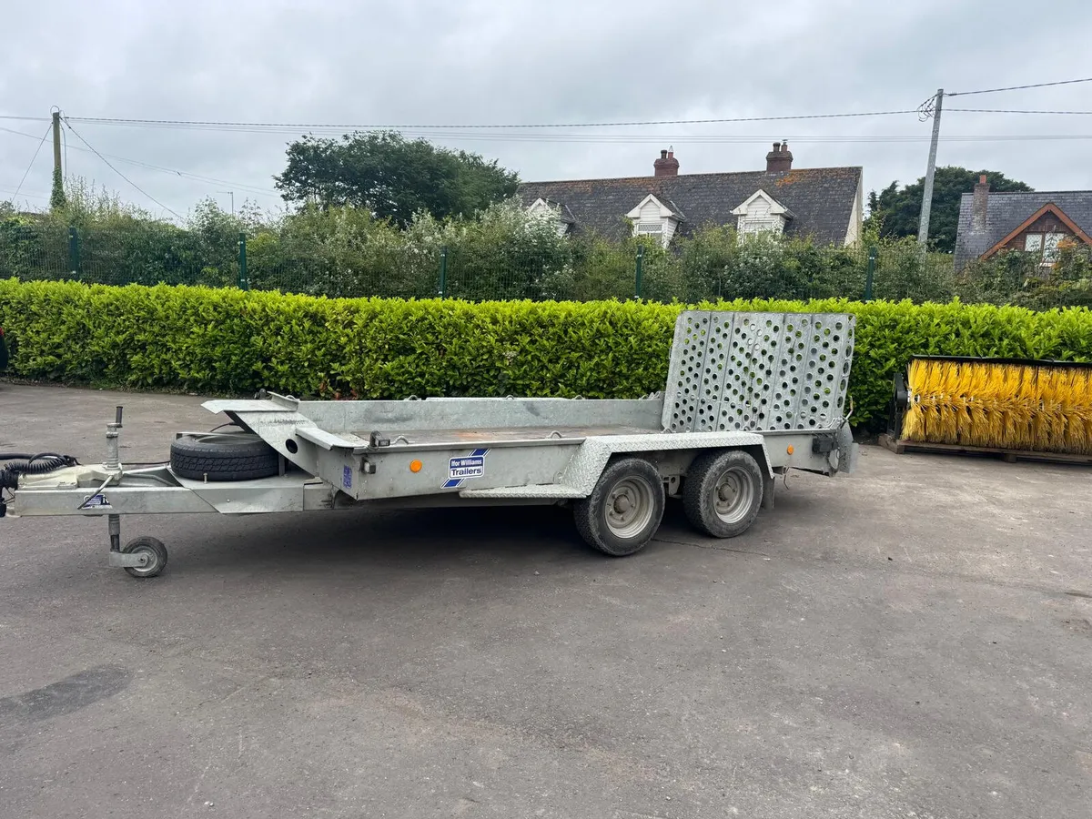 Ifor Williams GX126 plant trailer - Image 1