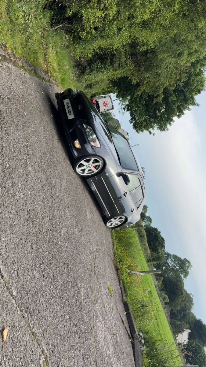 Lexus IS200 - Image 2