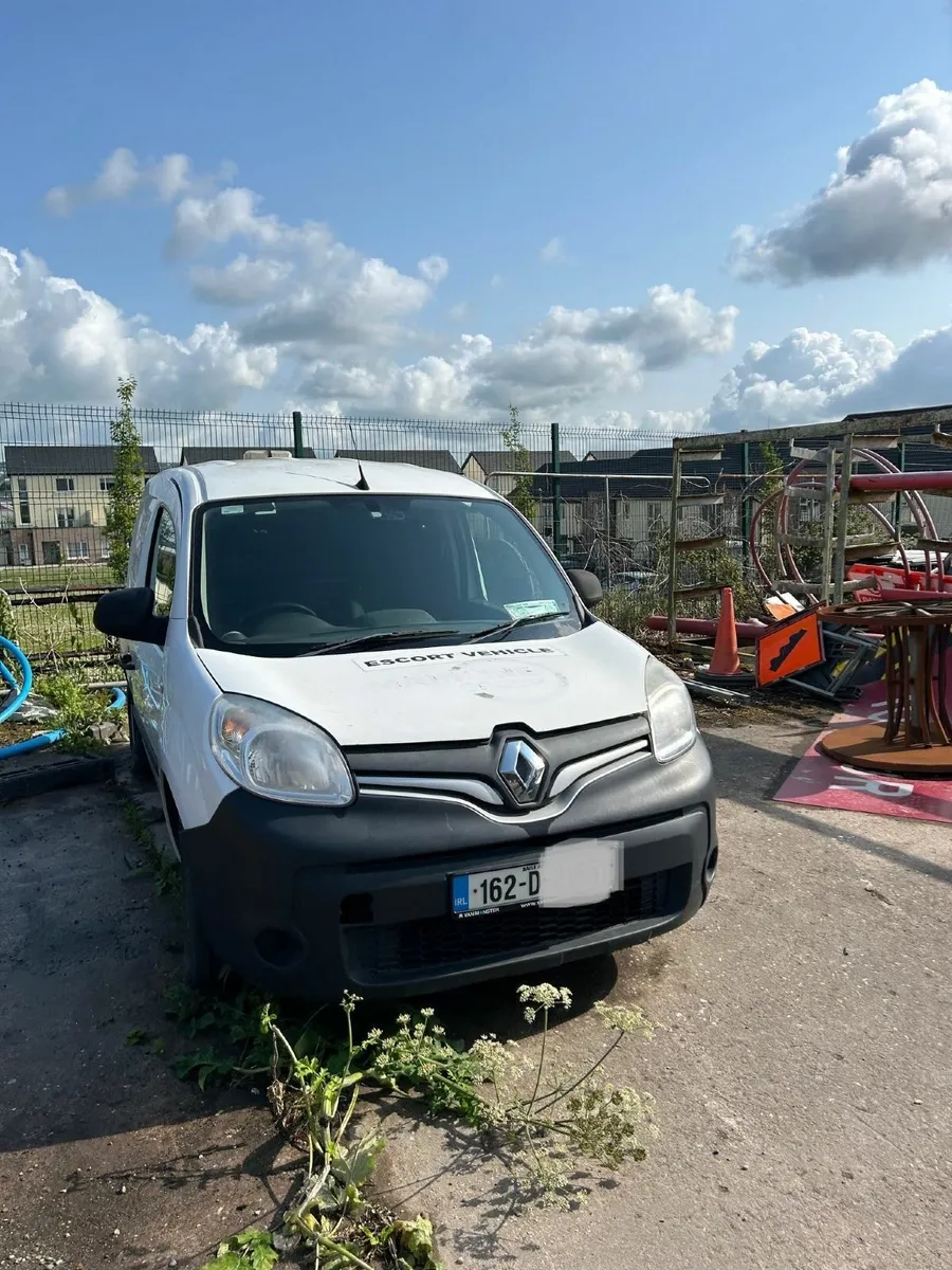 ***Deposit taken*** Renault Trafic, Ford Transit - Image 4