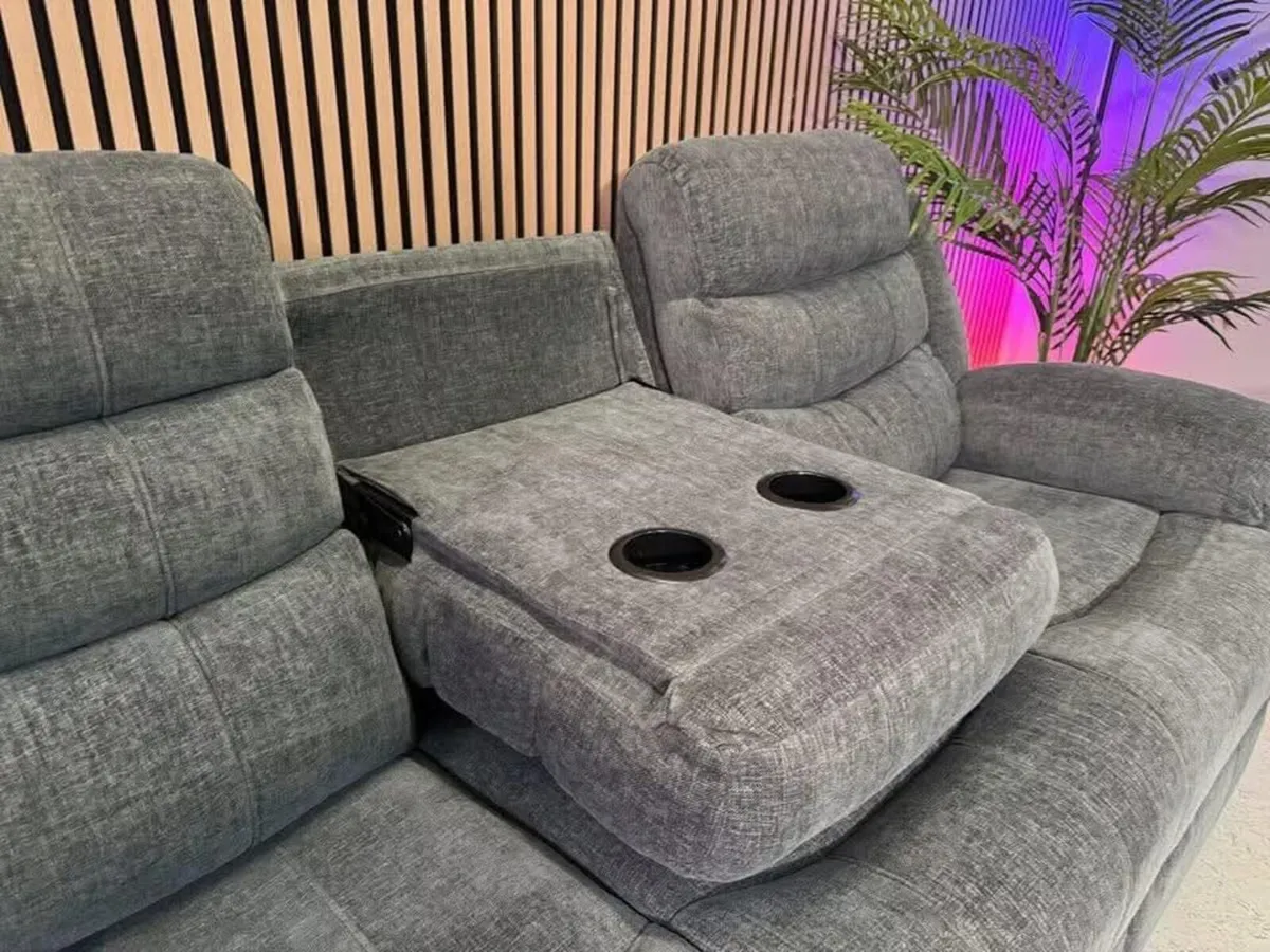 New 3+2 Almeria Sofas - Image 2