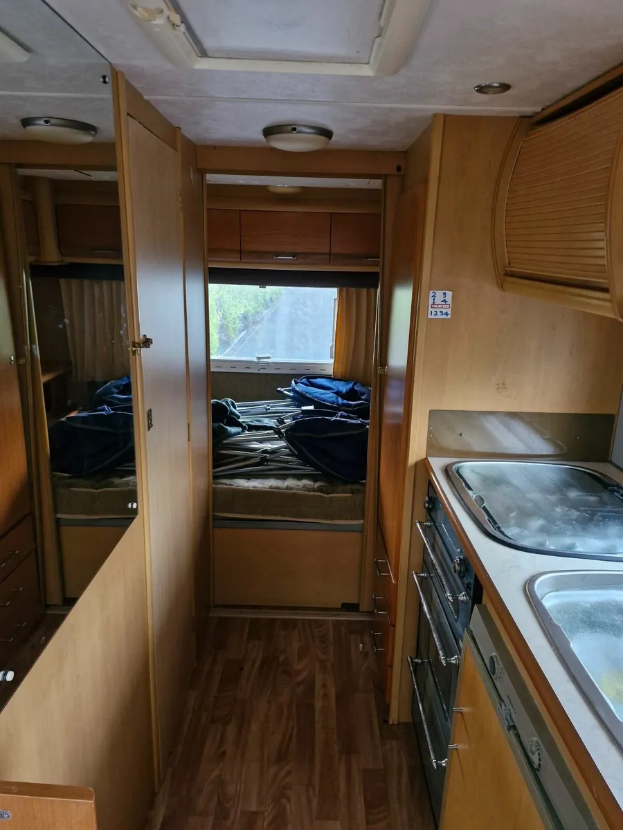 Compass Rallye Fixed Bed Caravan - Image 4