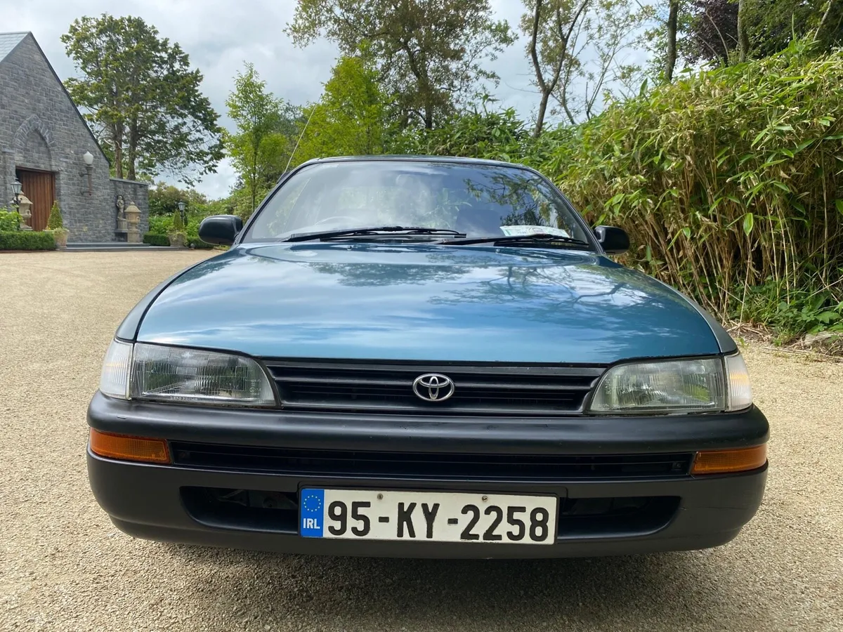 1995 TOYOTA COROLLA XLI €56 TAX NCTD  11/25 - Image 2