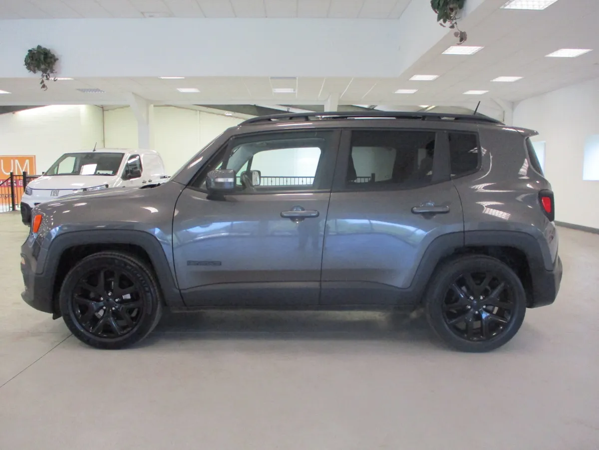 Jeep Renegade NIGHTEAGLE 1.4 PET 17-PANORAMIC ROOF - Image 1