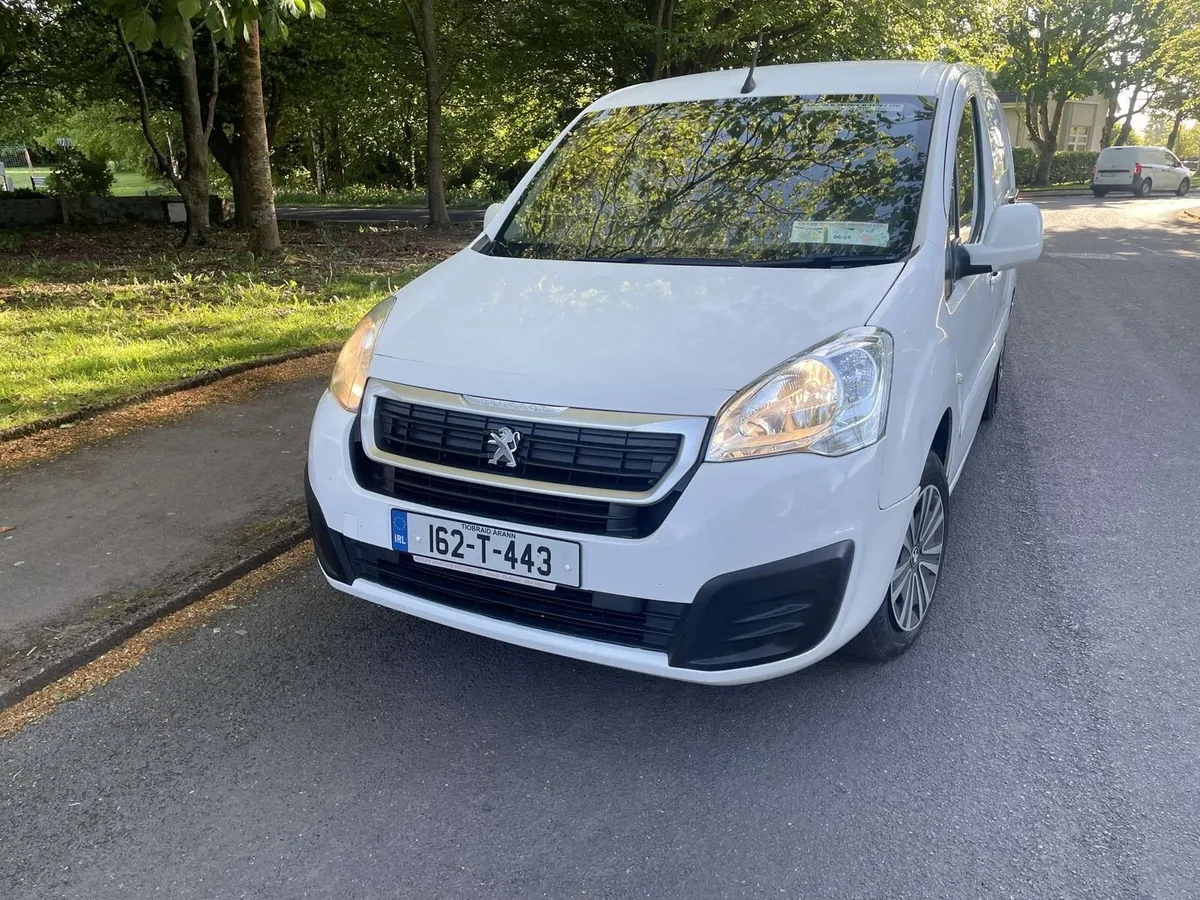 2016/162 Peugeot partner professional - Image 2