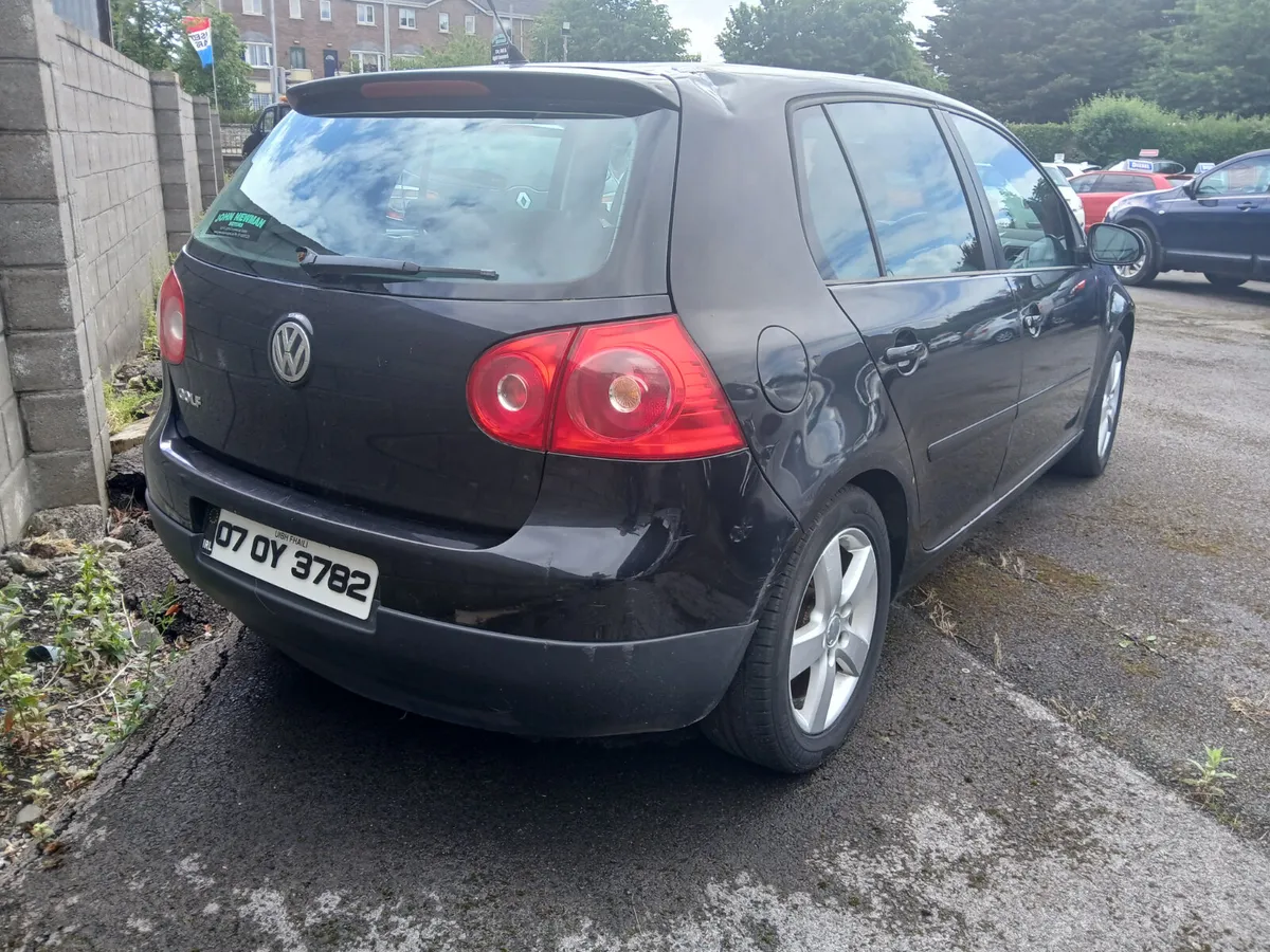 Volkswagen Golf  1.4.  2007 - Image 2