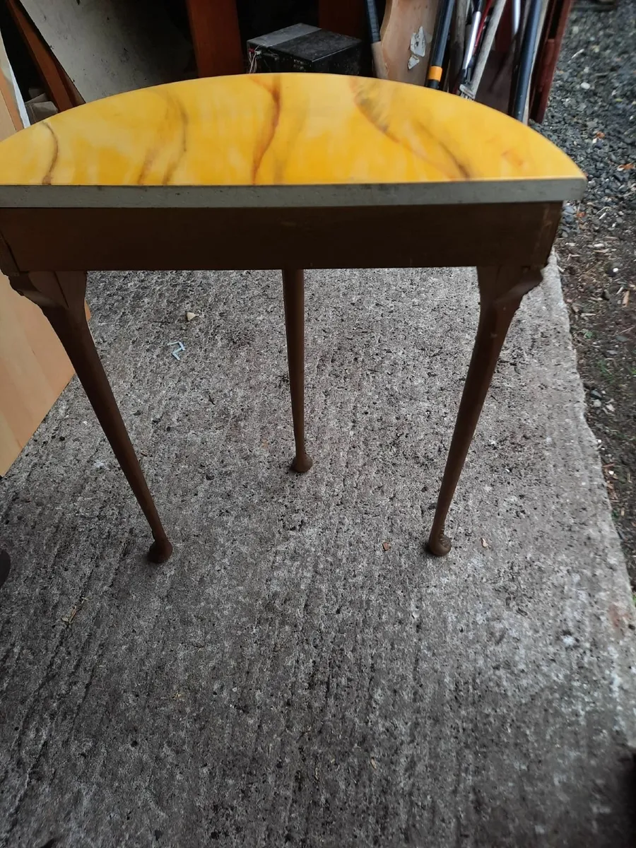 Vintage table - Image 2