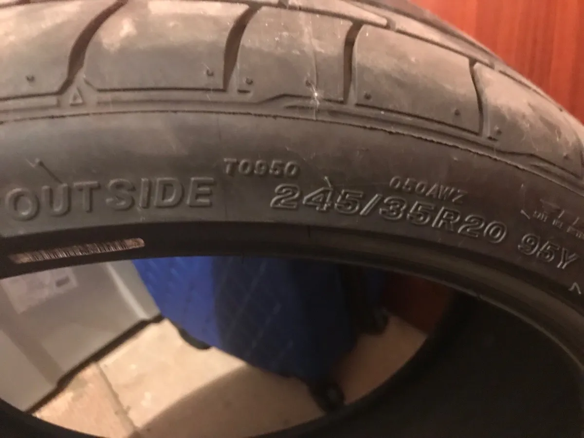 Bridgestone run flat tyre - Image 1