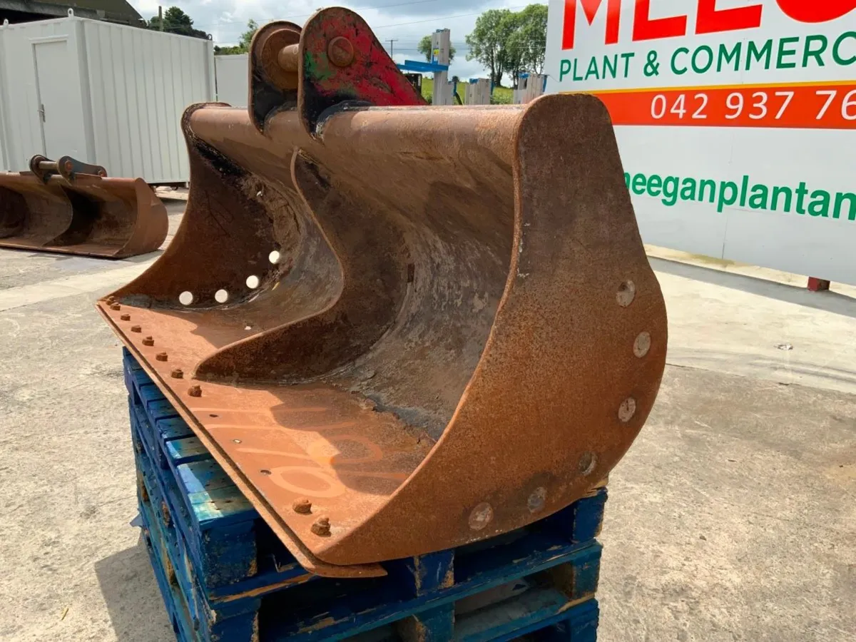 72" JCB GRADING BUCKET....65mm PINS........1196t - Image 2