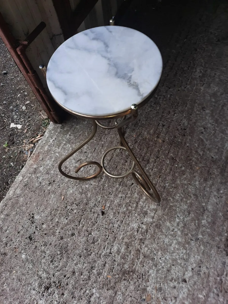 Occasional table - Image 3