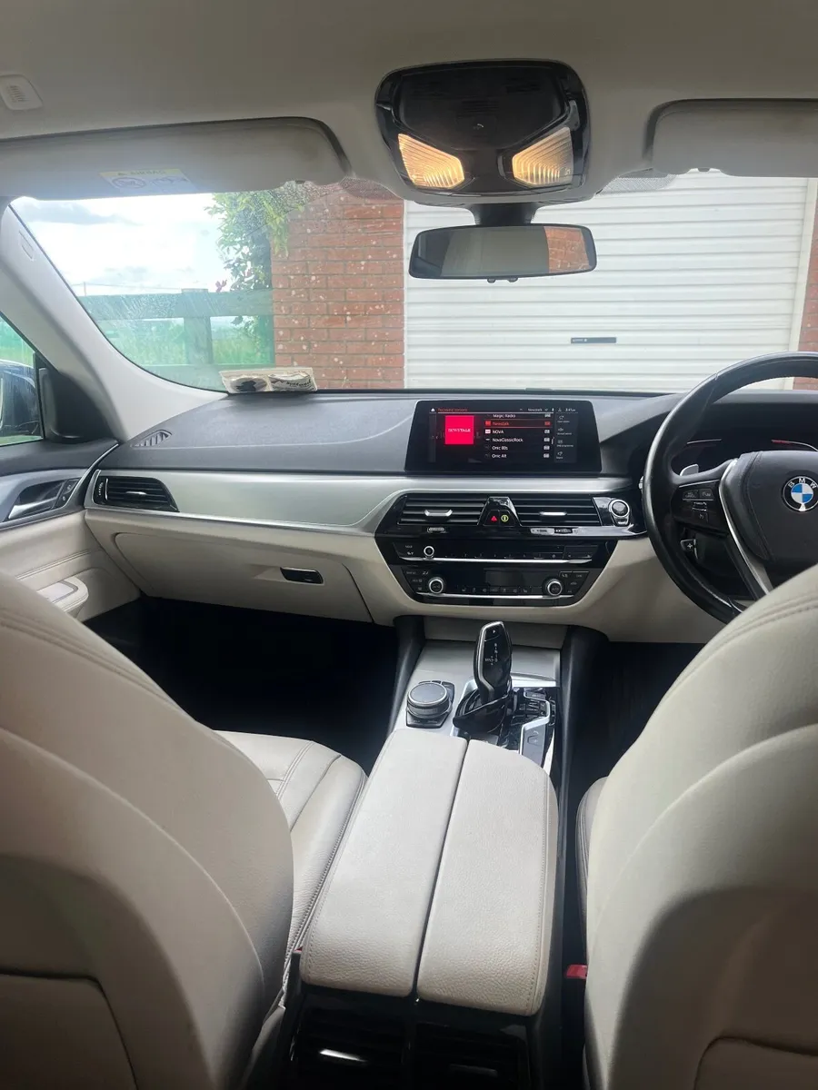 BMW 6-Series 2019 - Image 1