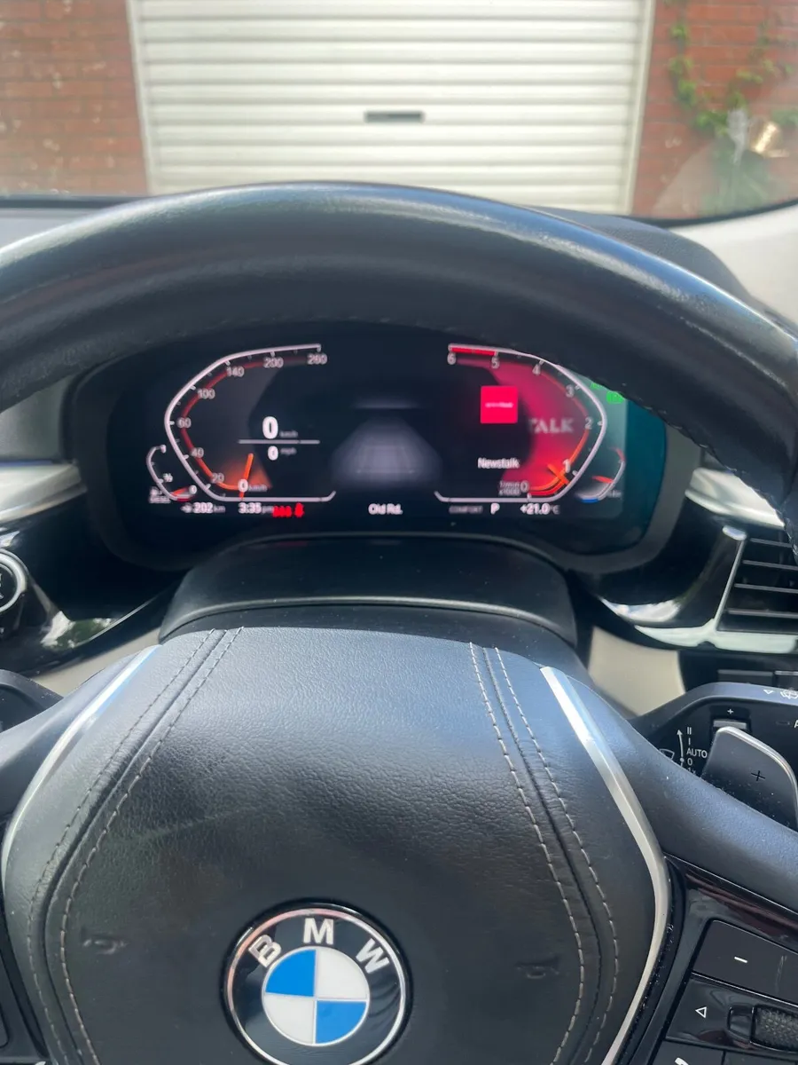 BMW 6-Series 2019 - Image 3
