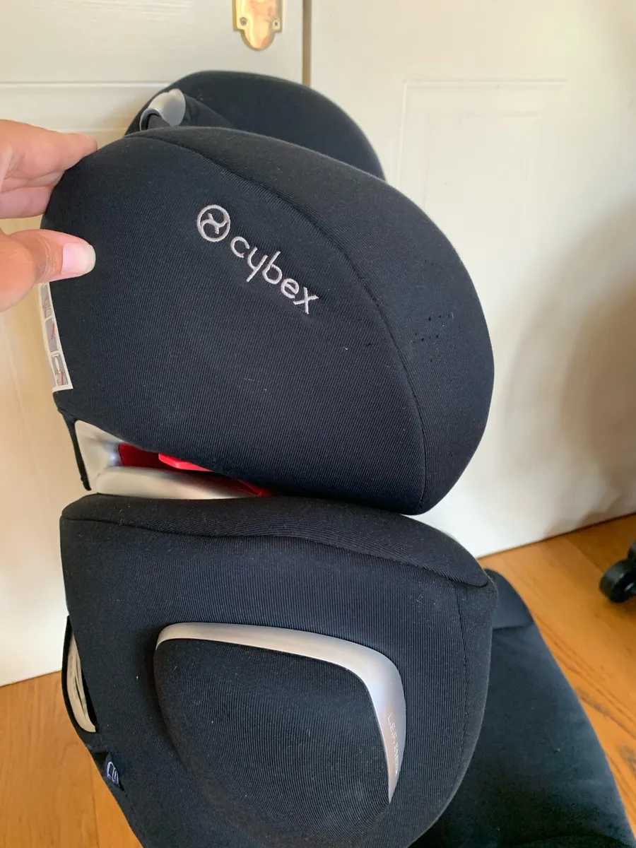 Car seat - Image 2
