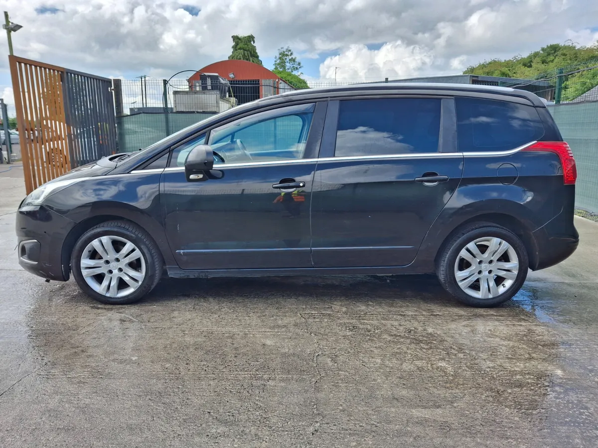 2014 Peugeot 5008 1.6 Diesel - Image 2