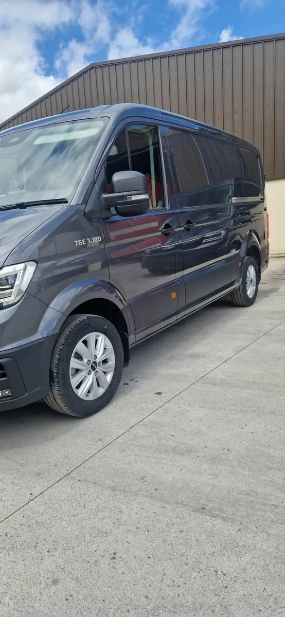 MAN TGE 3.180 HIGH SPEC - Image 2
