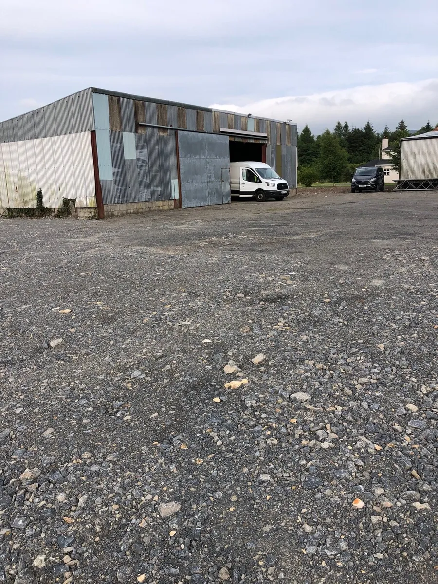 Yard and sheds to  let - Image 4