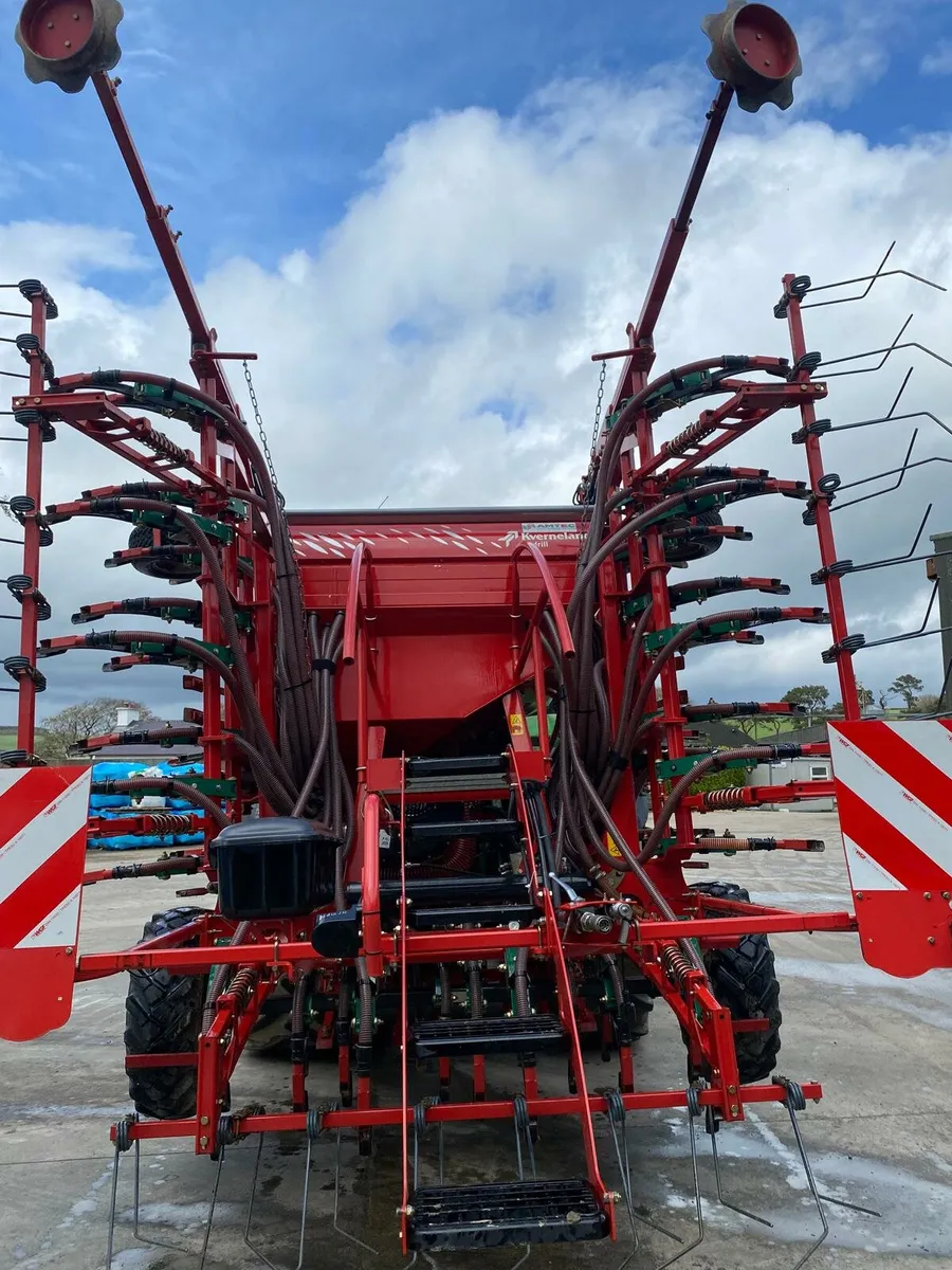 Kverneland ts 6m seed drill - Image 2