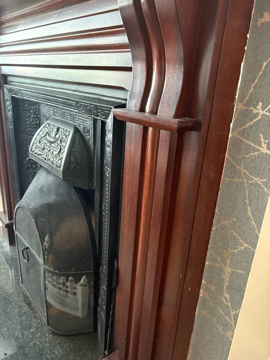Fire surround - Image 3