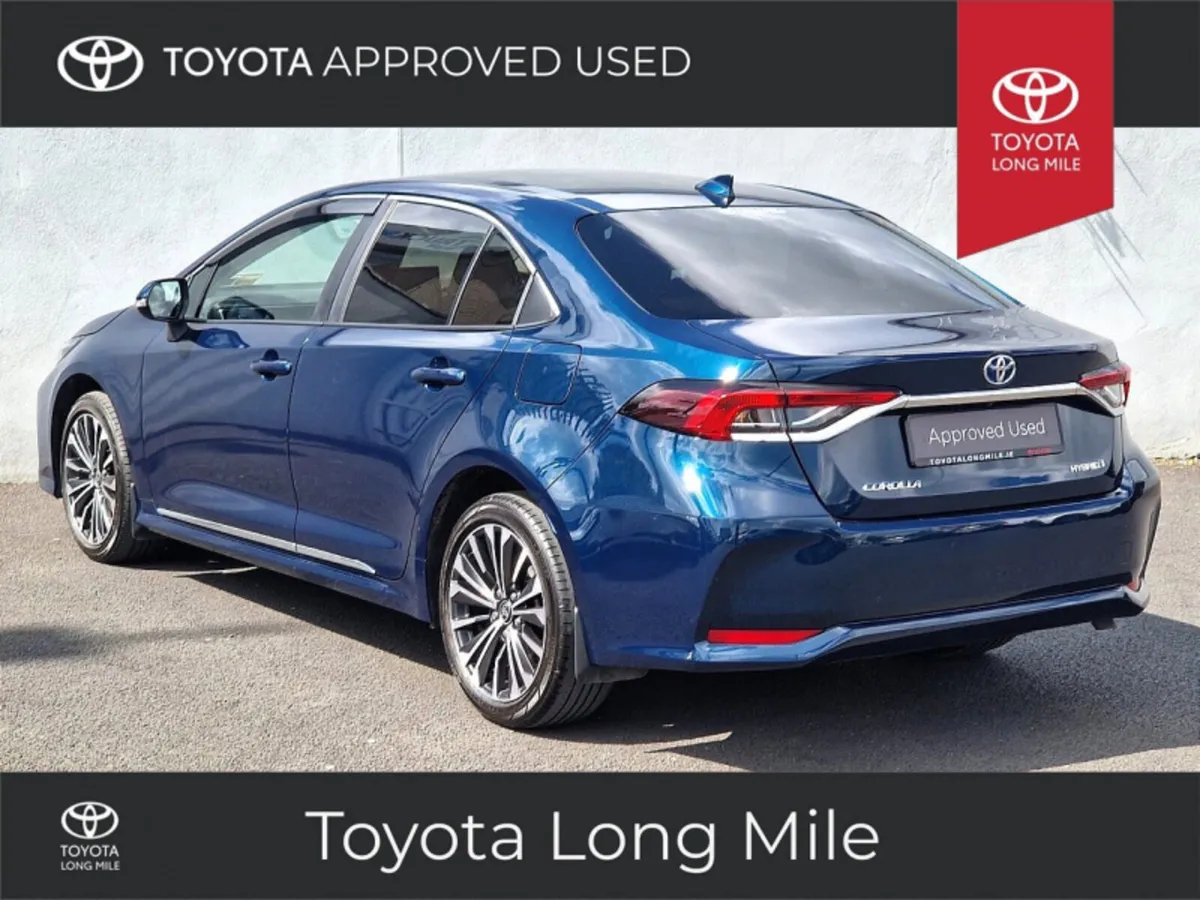 Toyota Corolla 1.8 Hybrid Luna Sport 4DR - Image 2