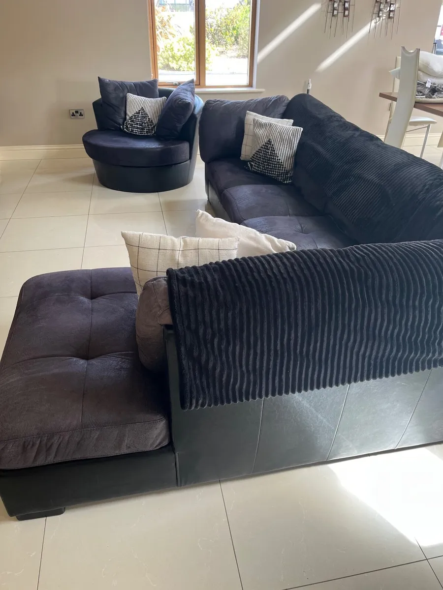 Sofa - Image 1