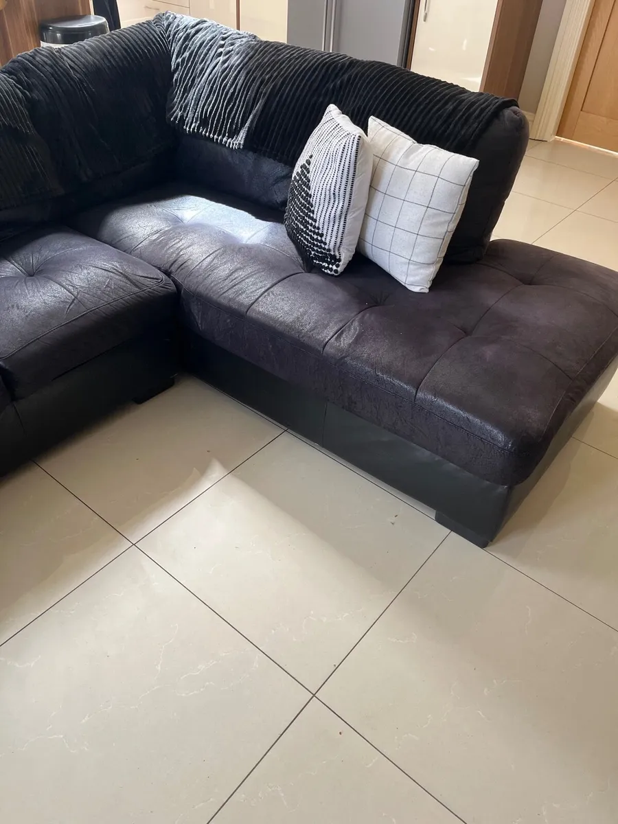 Sofa - Image 2