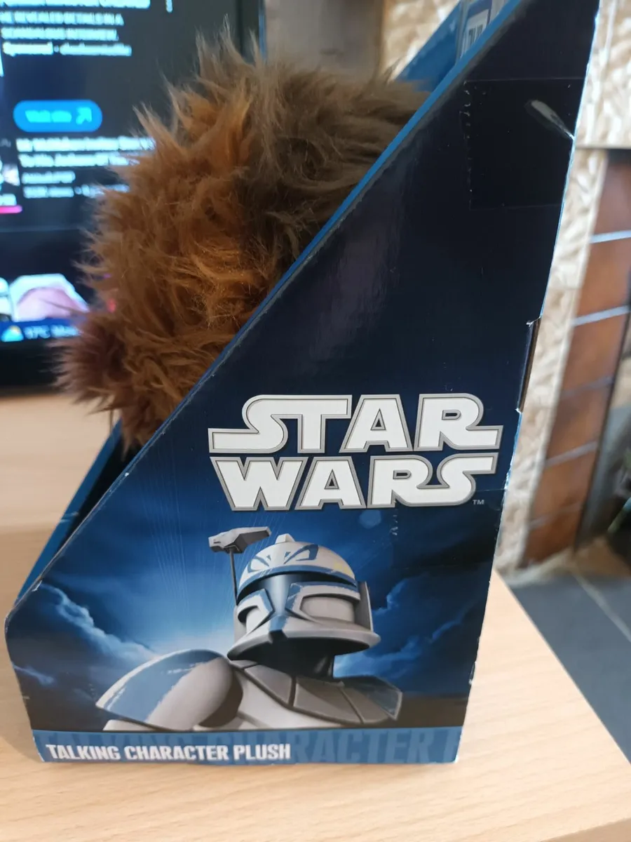 brand new starwars talking chewbacca - Image 1