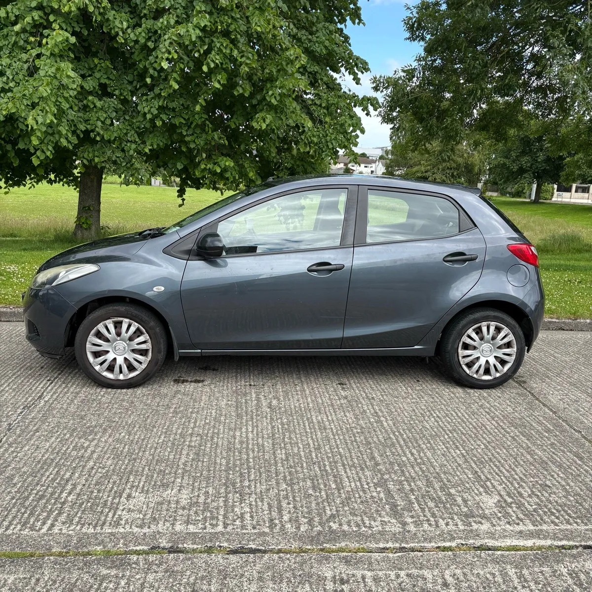 MAZDA 2 - Image 2