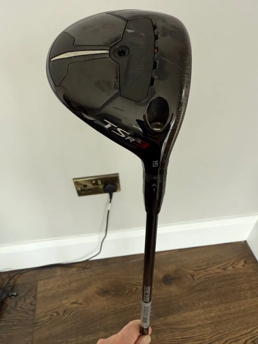Titleist TSR3 3 wood - Image 2