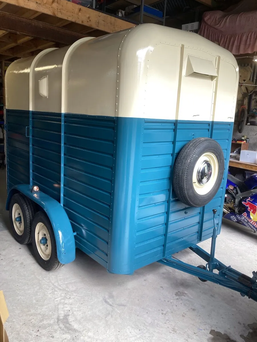 Vintage Rice horsebox - Image 1